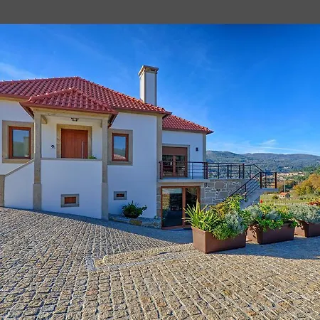 Quinta De Remoaes * Melgaco